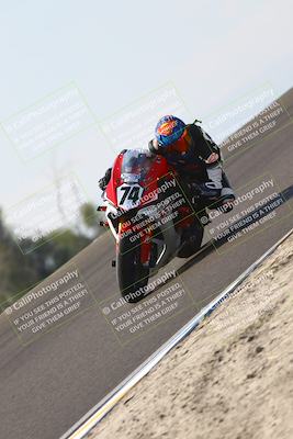 media/Nov-02-2025-Lets Ride (Sun) [[f7a3caa734]]/C Group/1140am (Turn 2 Inside)/